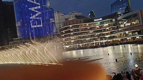 Fountain show in Burj Khalifa Dubai mall