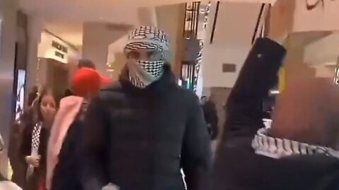Pro-Hamas Dirtbags Ruin Santa Time For Little Kids In Australia