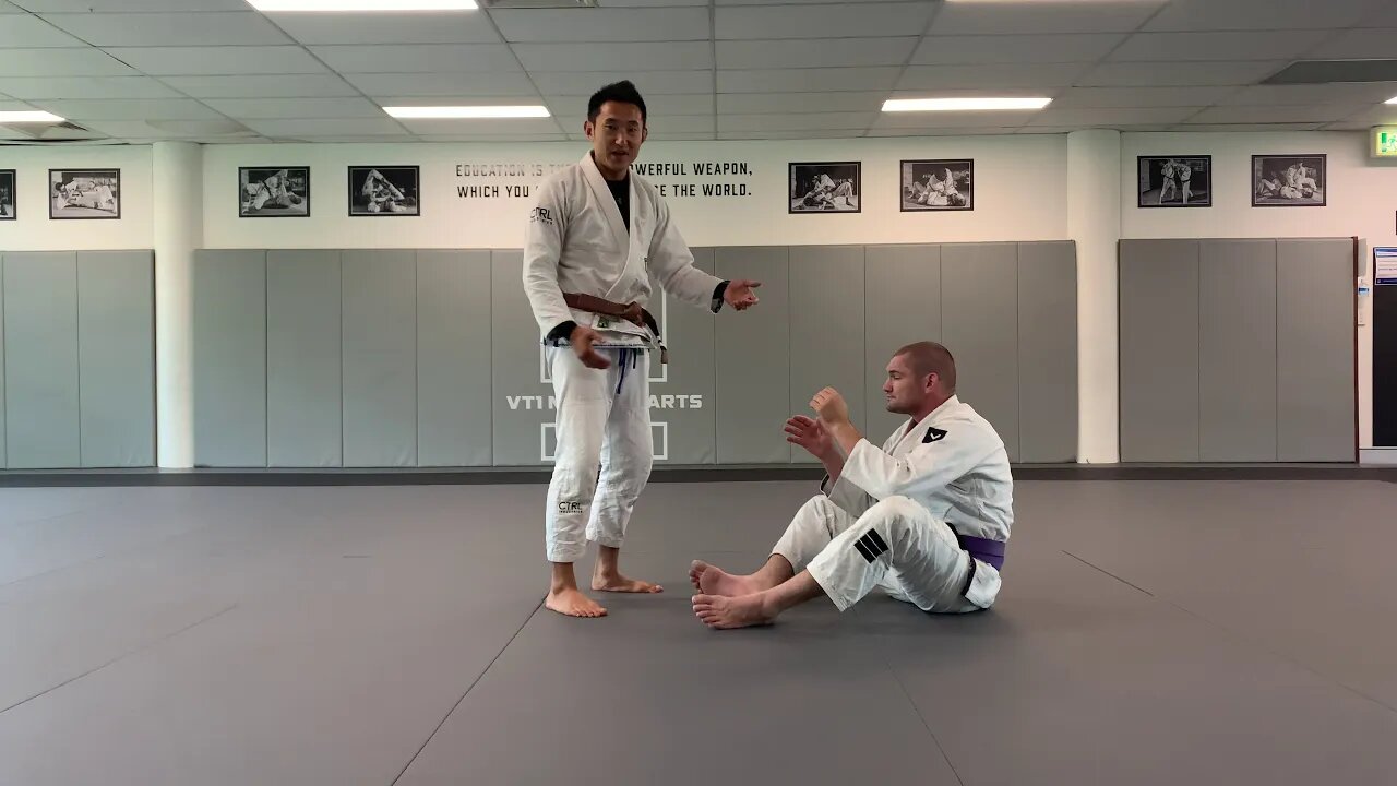Jiu Jitsu - Mounted Guillotine counter vs Seated Guard
