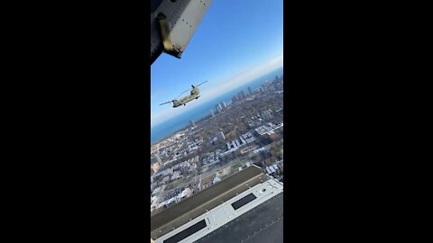 Chinook flight through downtown Chicago