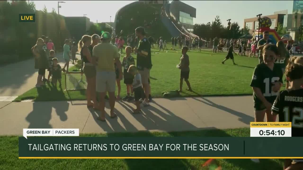 The tailgating experience at Packers Family Night