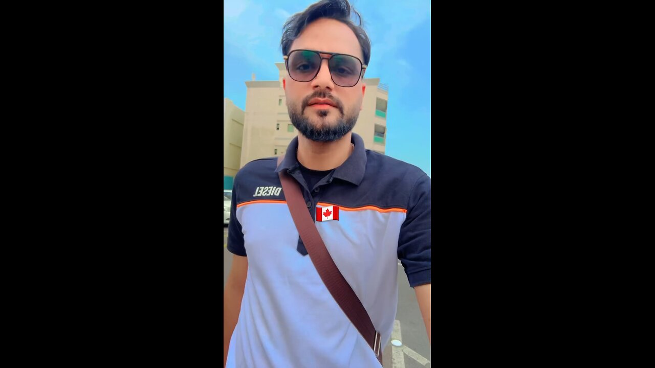 Tourist Canada by Sonu Bhathal