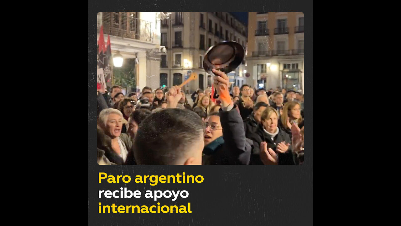 Manifestantes se concentran en Francia y España en respaldo al paro nacional en Argentina