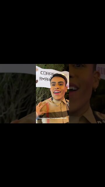 tá aprontando kkkkk