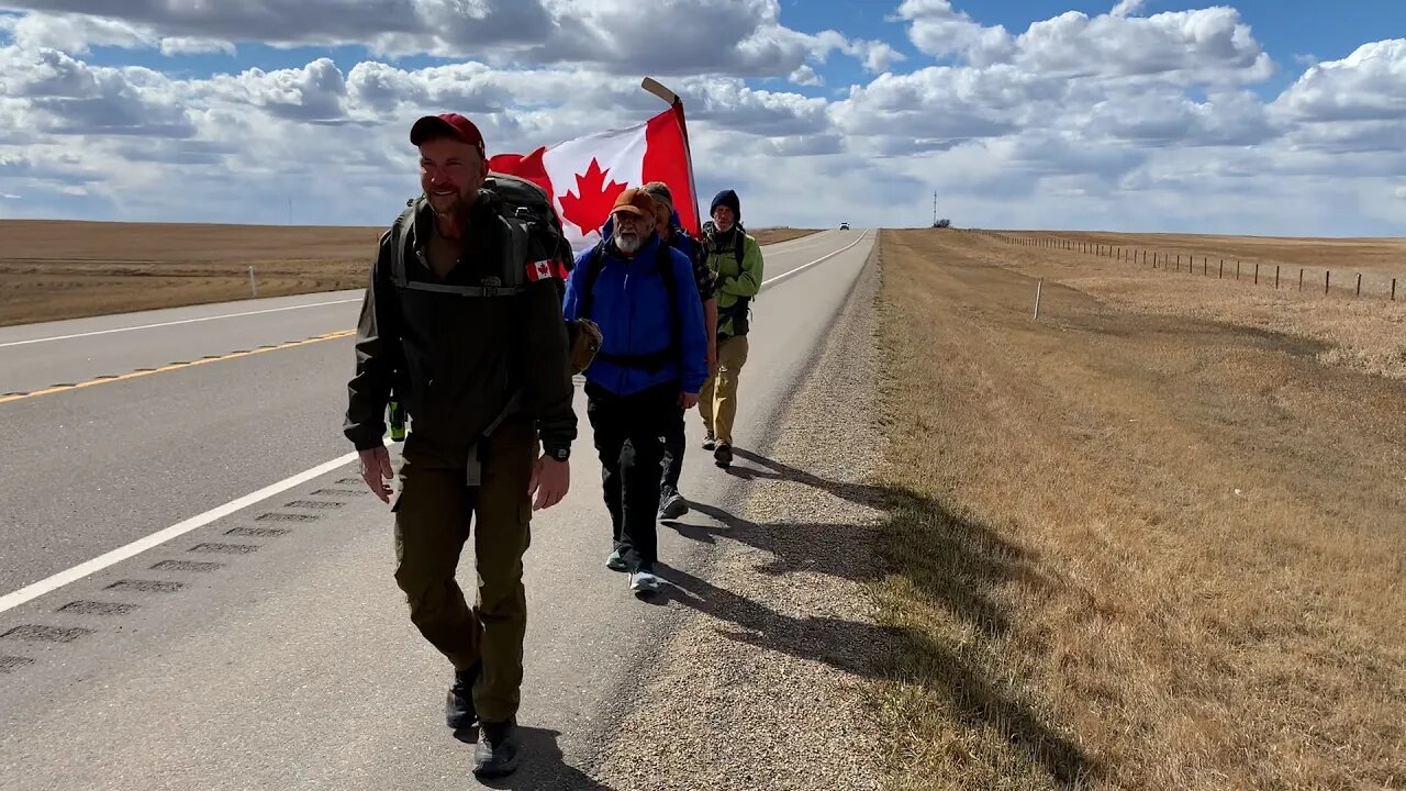 Canadian infantryman marches across Canada - April 6, 2022