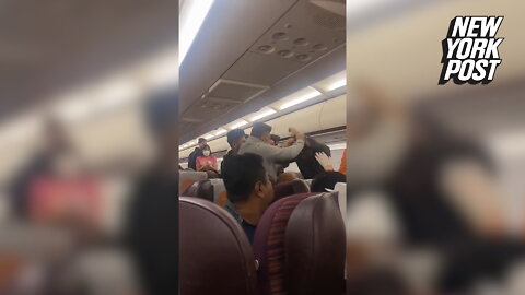 Ugly brawl erupts on Thai Smile Airways over reclined seat