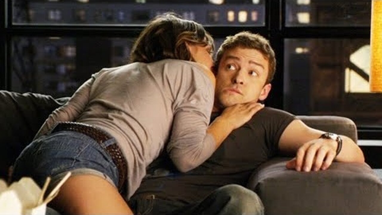 A Relationship With No Commitment, Only Hotdog Inside Donut ! MOVIE ON