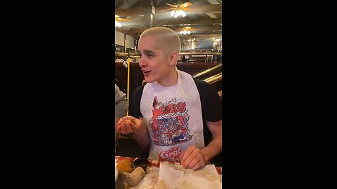 Eating 12 Fresh clams&Muscles