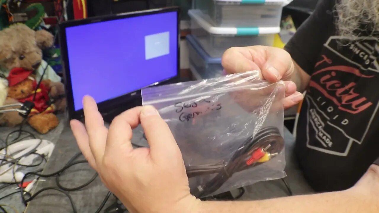 Lets Fix Up A Sega Genesis 2 & 3 To Sell / Retro Gaming With Sega Genesis
