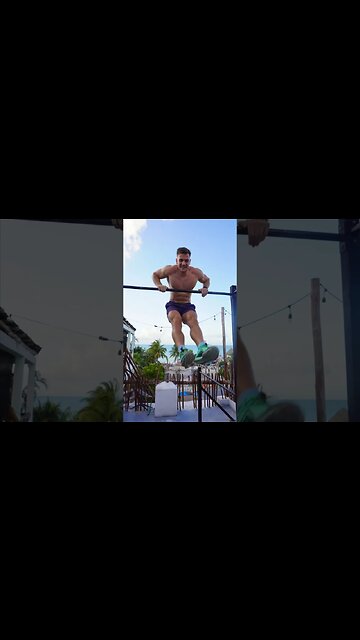 Mexican Muscle Ups on a rooftop gym 🤝🏽 Best way to maintain explosive back strength 🌴