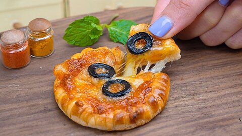 Yummy Miniature Malai Boti Pizza Recipe - Mini Food