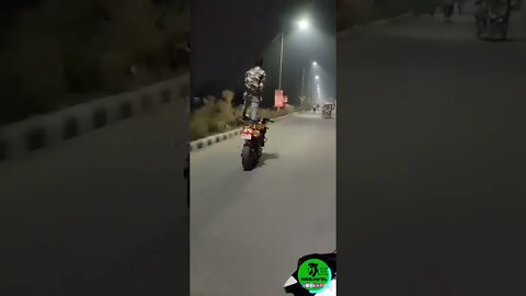 omg! viral Bike Stunt #standing #master #iamrider #prorider #shorts