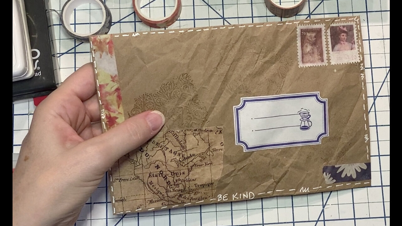 Episode 249 - Junk Journal with Daffodils Galleria - Envelope Embellishment