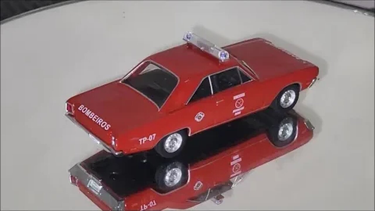 Dodge Dart Deluxo 1974 Corpo de Bombeiros de São Paulo, escala 1:43 - Carros de Serviço do Brasil