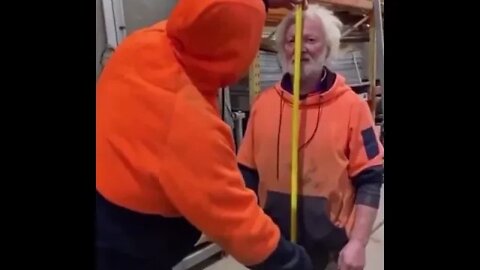 OMG This Man is Trying to Prank This Old Worker 🤣