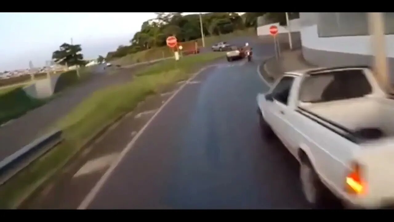 #07COPS - SEE WHAT HAPPENS AND SUBSCRIBE HELP ME POST MORE VIDEOS A DAY - #LéoSócrates