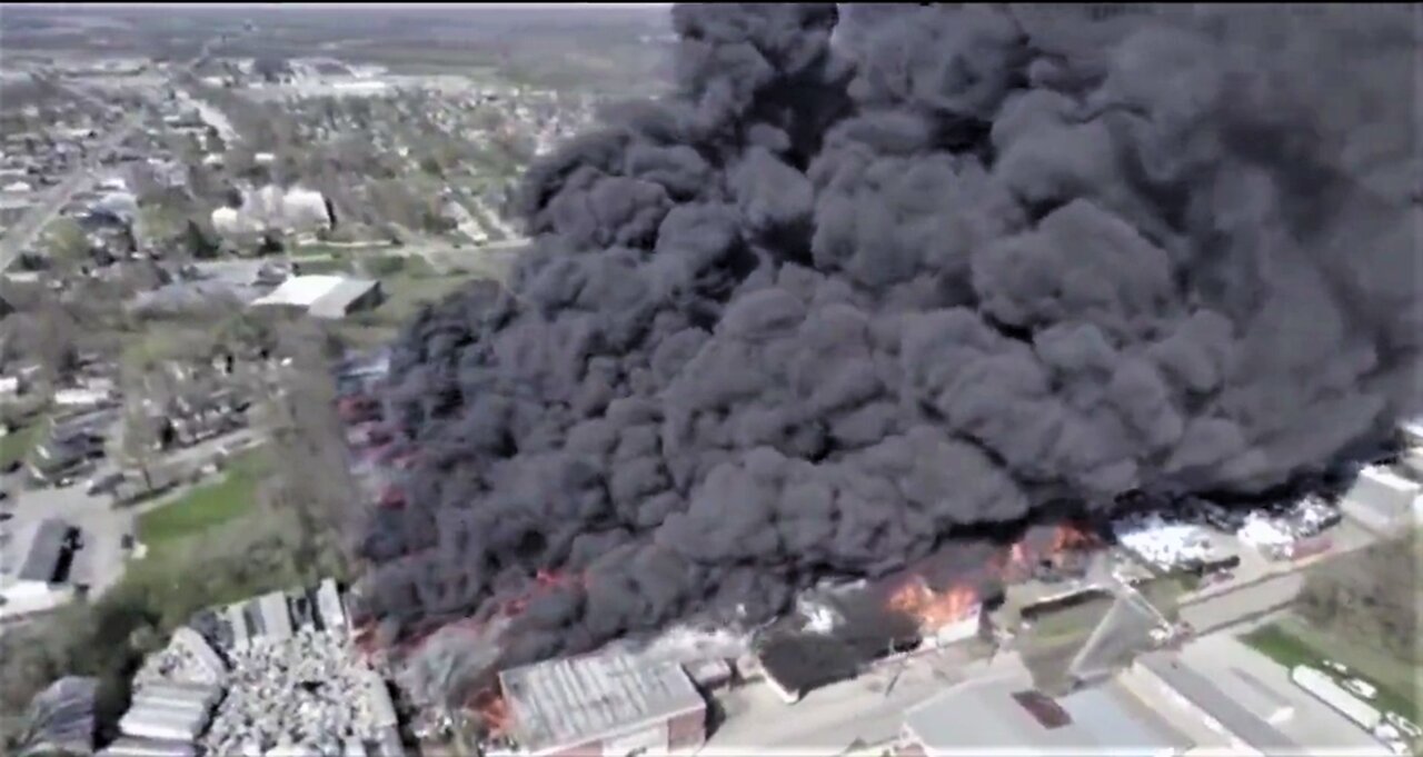 MASSIVE TOXIC FIRE INDIANA*OIL REFINERY INCIDENT CA*QUAKE SWARM*TRAIN DERAILMENT TX*NO FLY ZONE*