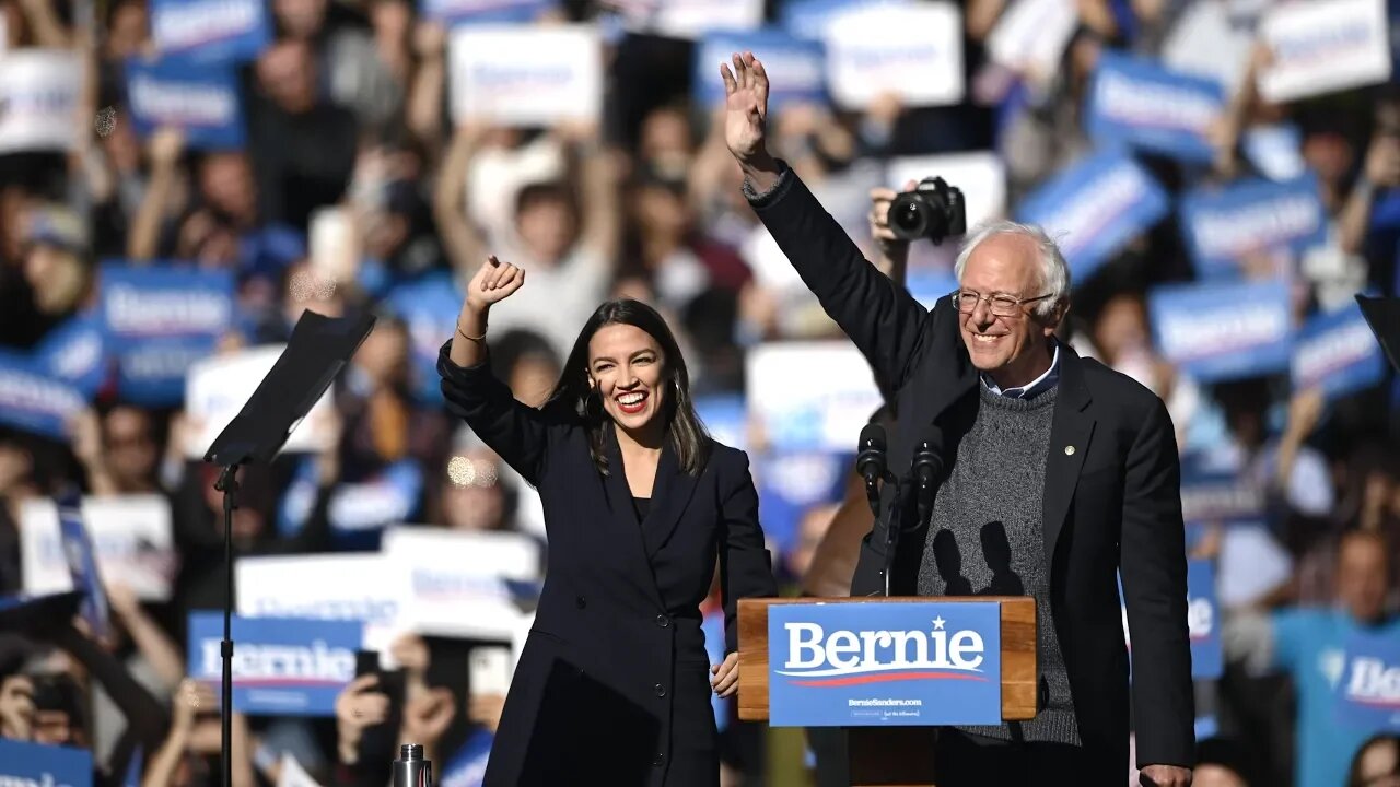 Alexandria Ocasio Cortez Openly Declares War With Her Own Dem Party | Sanders Uses "The Mob"