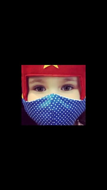 Máscara mulher maravilha - Wonder Woman Mask - 神奇女侠面具 - वंडर वुमन मास्क - #shorts #linda #bebe