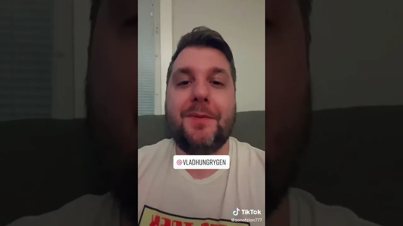 YouTube video made me puke 🤮