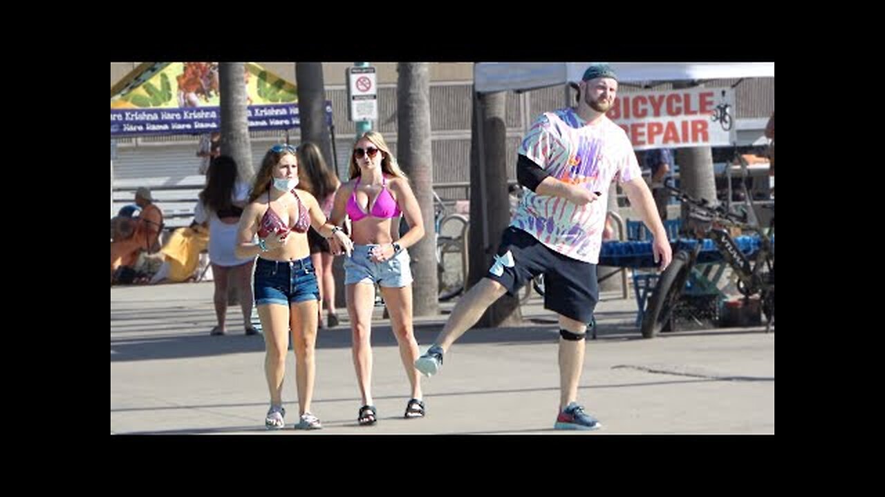 FUNNY Wet Fart Prank on the Beach! Daddy Pick Up Lines!!"