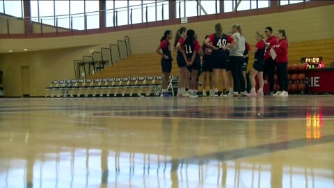 Prairie School's girls basketball squad member turning heads