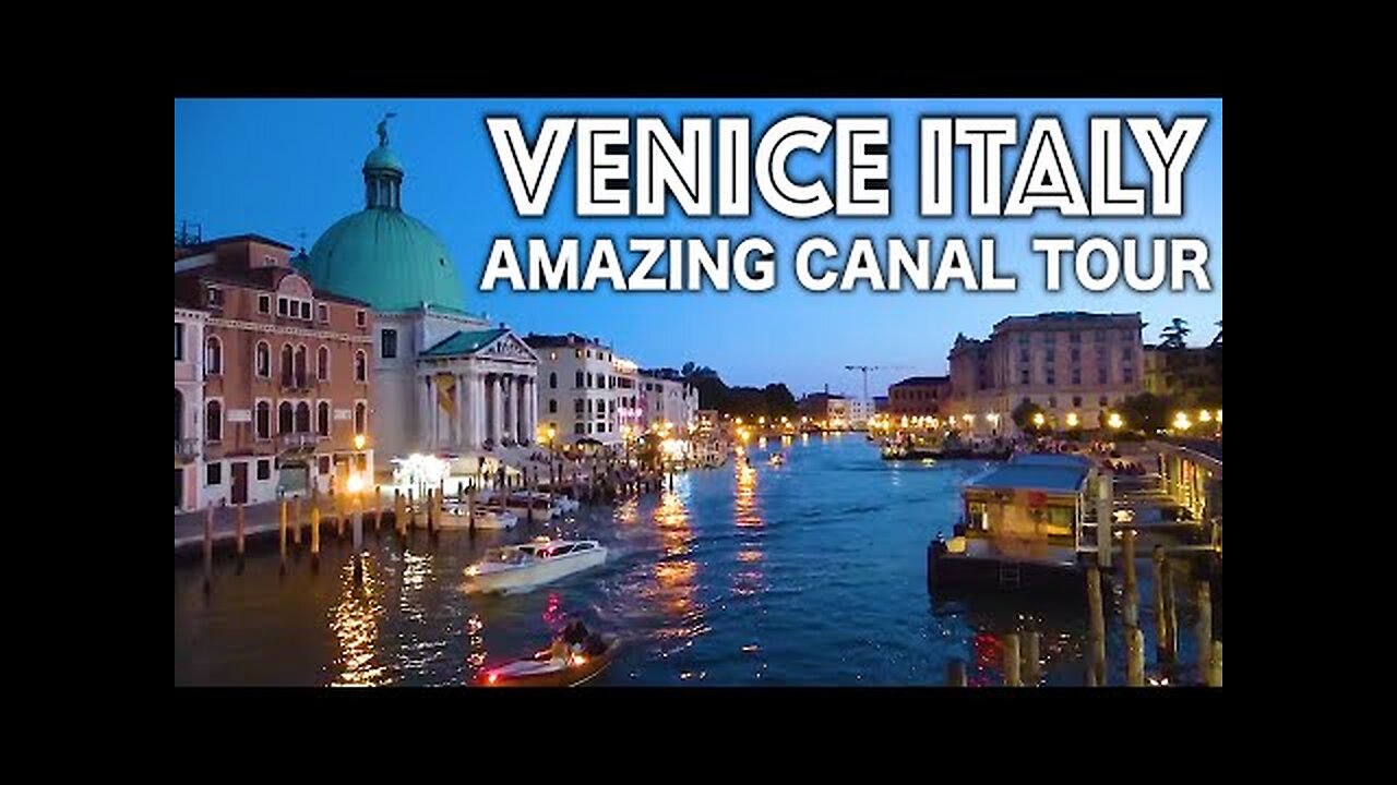 Visiting Italy's Beautiful Water City Venice | Solo Travel in Europe