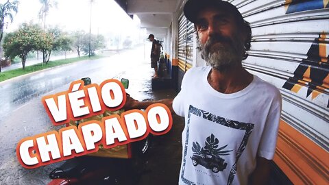 ELE DISSE QUE DA PRA VIAJAR NO TEMPO! 😂