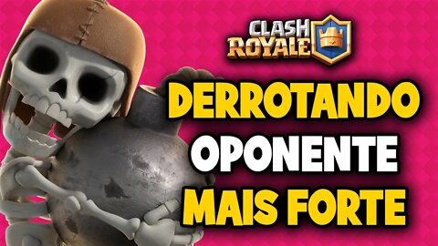 Como vencer adversário mais forte no Clash Royale