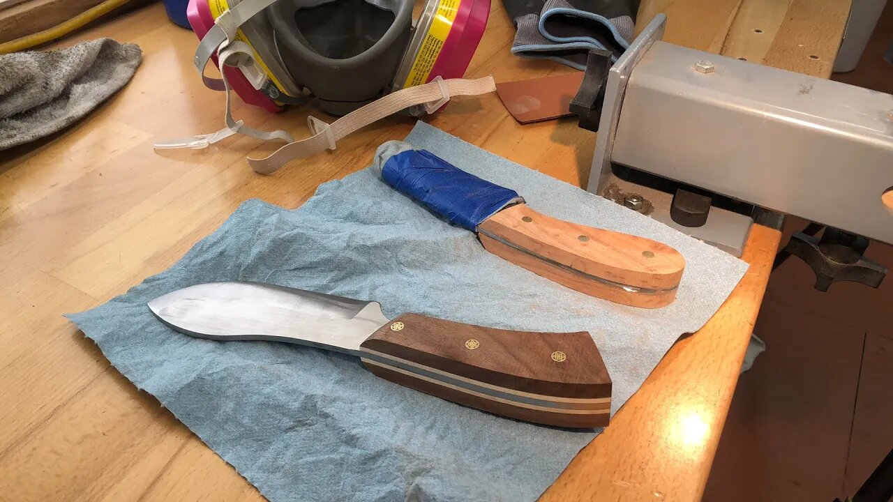 Let’s make a knife, sanding the handles