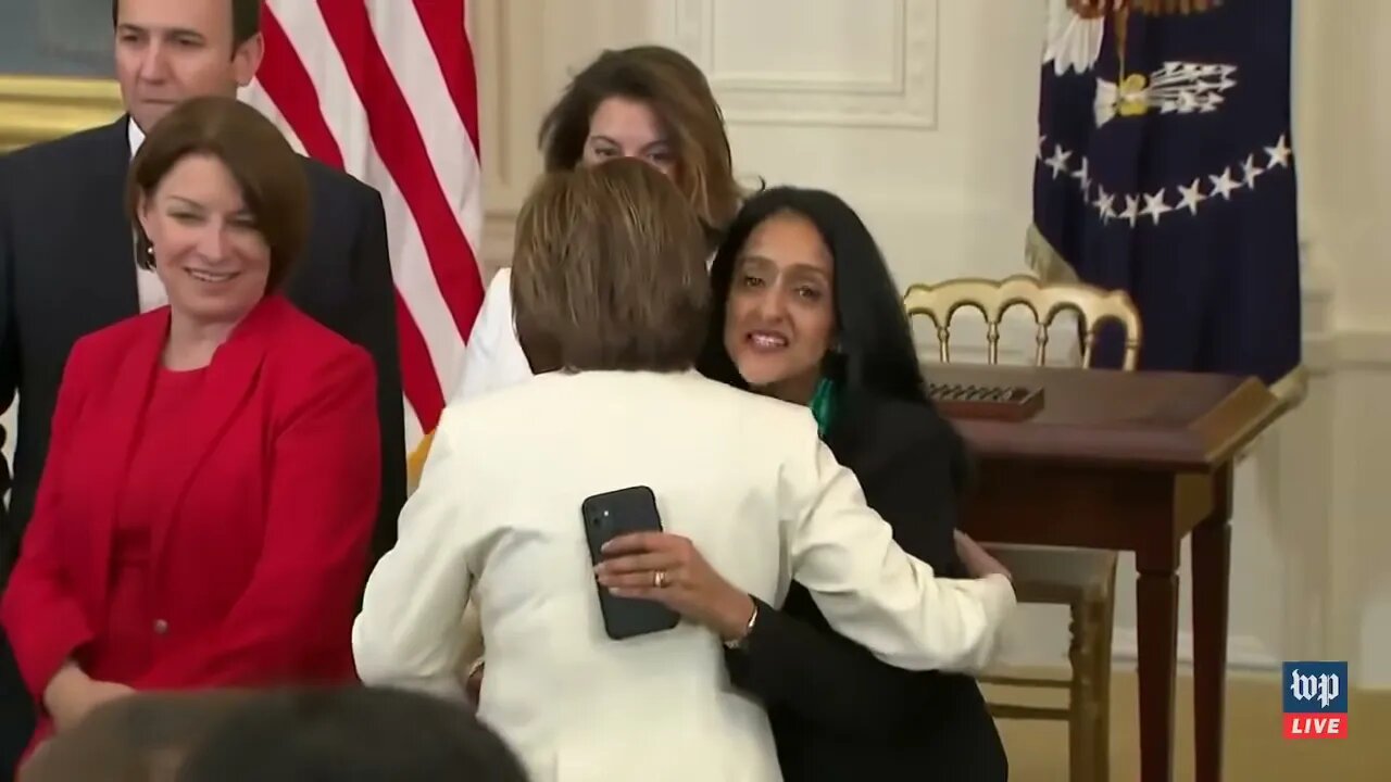 Despite Fining House Members Who Don’t Wear Masks, Pelosi Wears No Mask While Walking Through Crowd