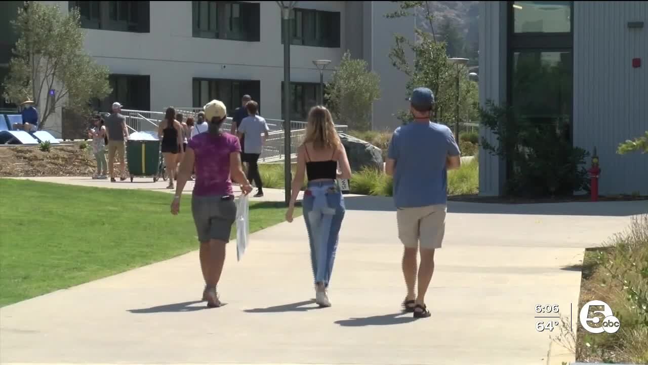 Experts urge parents to add dorm insurance to back-to-school list for college-bound students