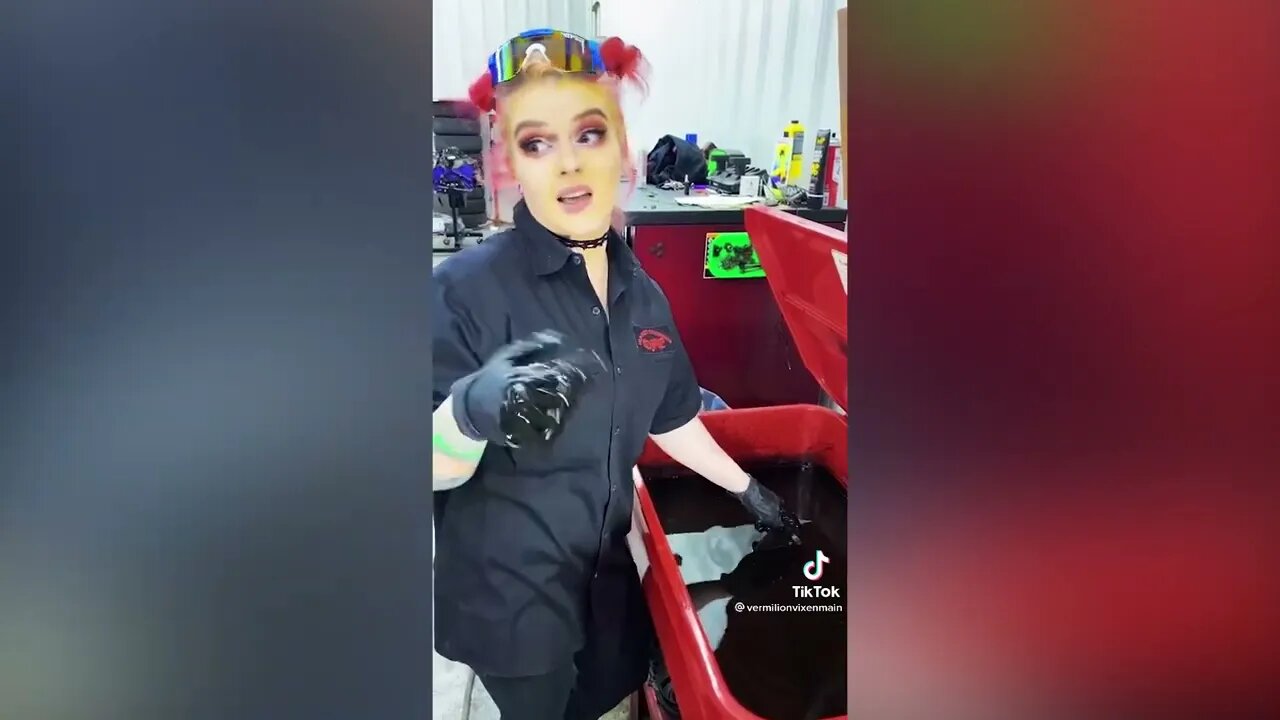 My boss ASS CLAPPER TikTok Trend