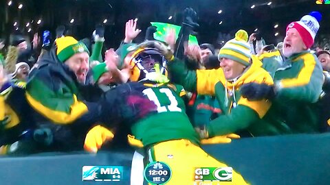 Packers WR #11 Jayden Reed TD🏈w/Lambeau leap.