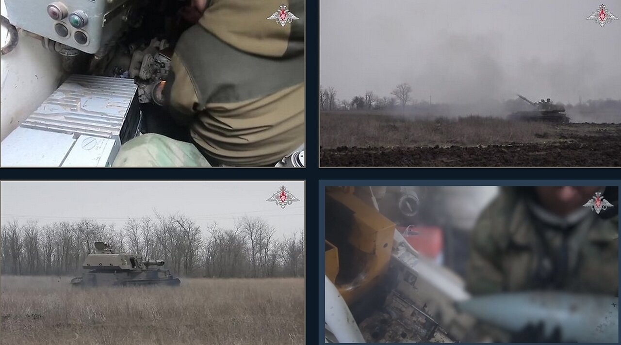 DENAZIFIED - 152mm 2S3 Akatsiya self-propelled howitzer crews destroy AFU facilities and positions