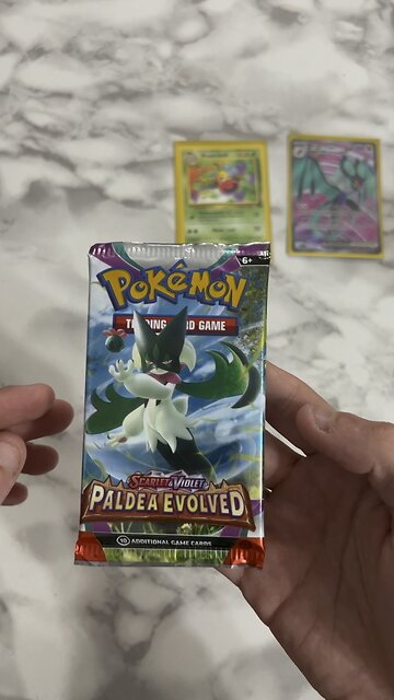 Pulled HEAT in my third Paldea Evolved pack #pokemon #pokemoncards #pokemontcg