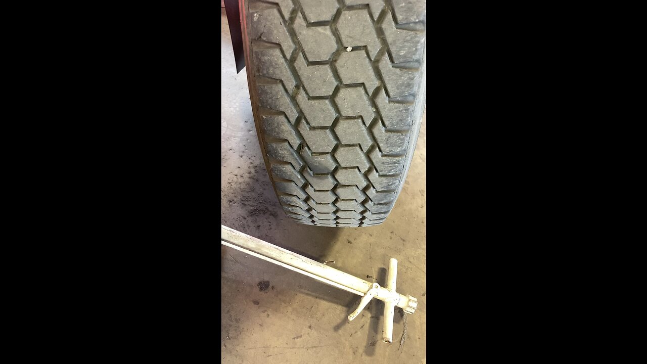 Don’t watch it’s a tire