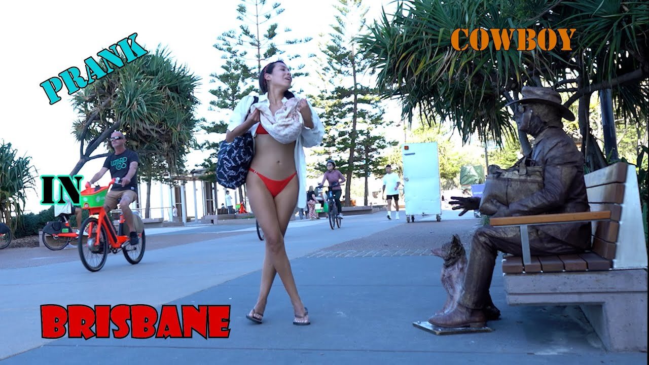 Cowboy_prank in Brisbane city. funniest reactions.statue prank.