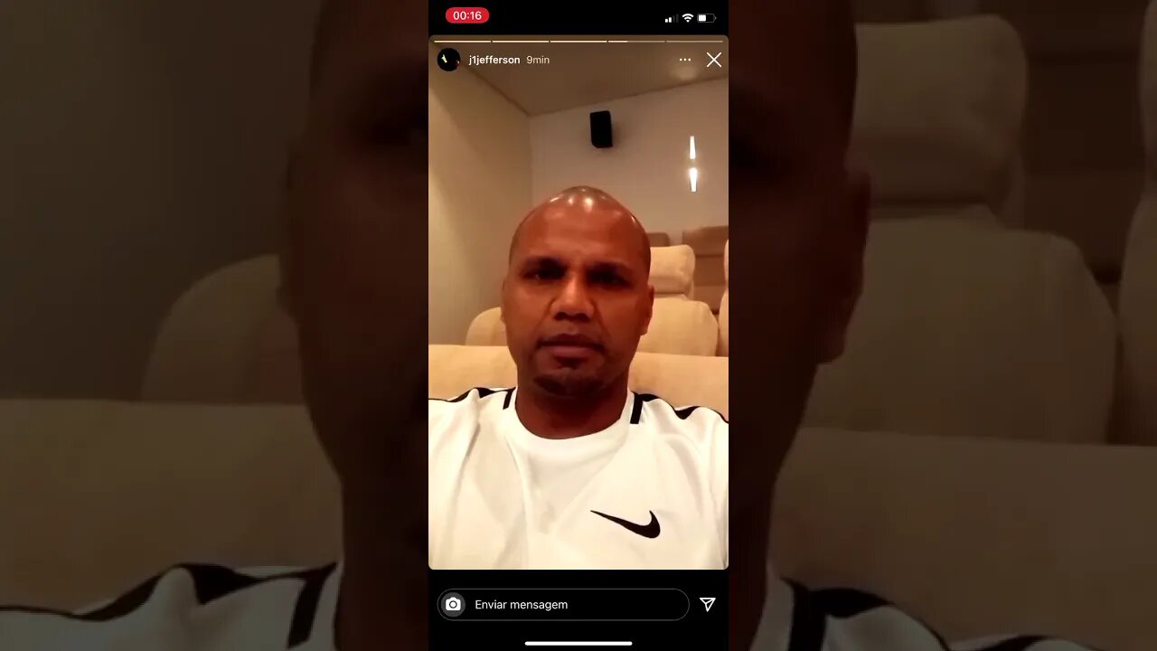 Goleiro Jefferson criticando o elenco do Botafogo após sofrerem goleada de 4 a 0