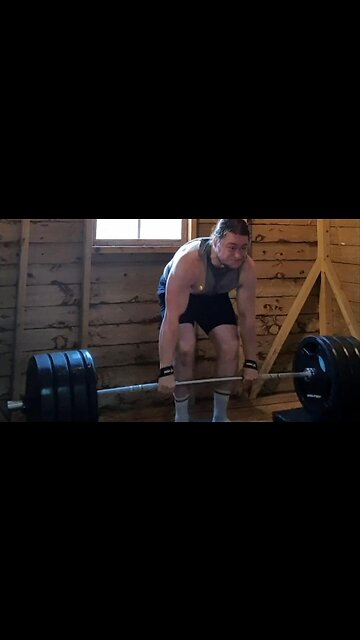 190 Kgs Paused Deadlift. New PR!