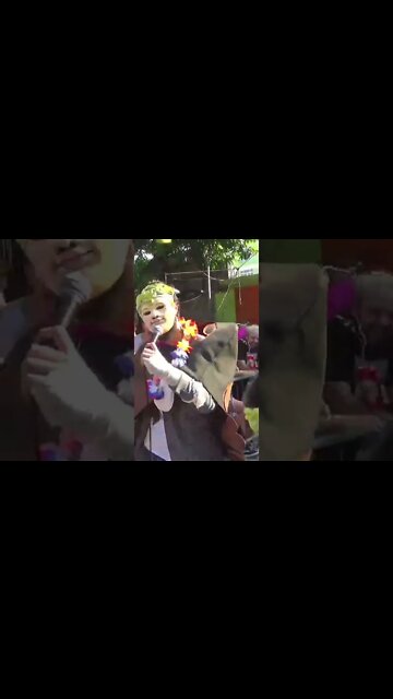 CONVIDADO JOGA DINHEIRO PRA PLATEIA DO JUCELINO KUBICAST