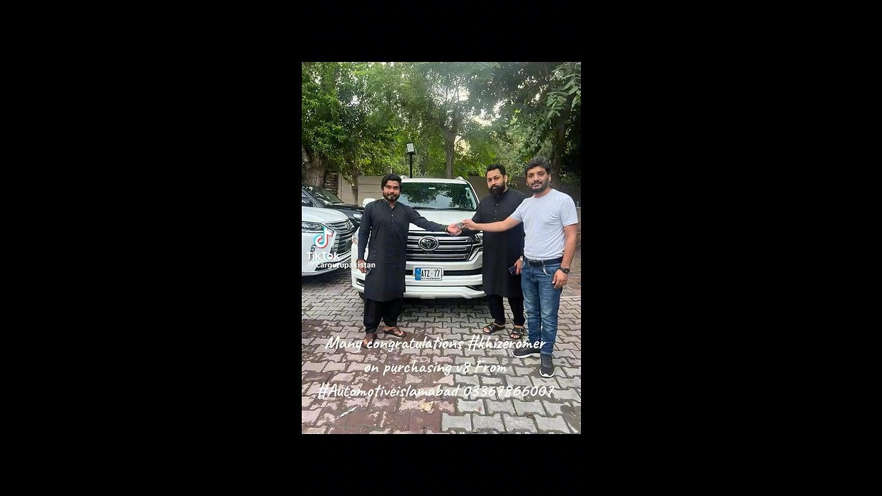 Famous Tiktoker Khizar Omer bought an Brand New Land Cruiser V8 ZX