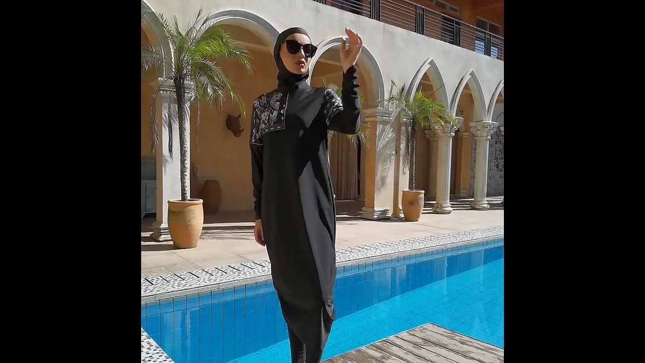 2022 New Arrival Stylish Muslim Swimwear 3 Piece Long Robe Swimming Hijab Suit #Shorts