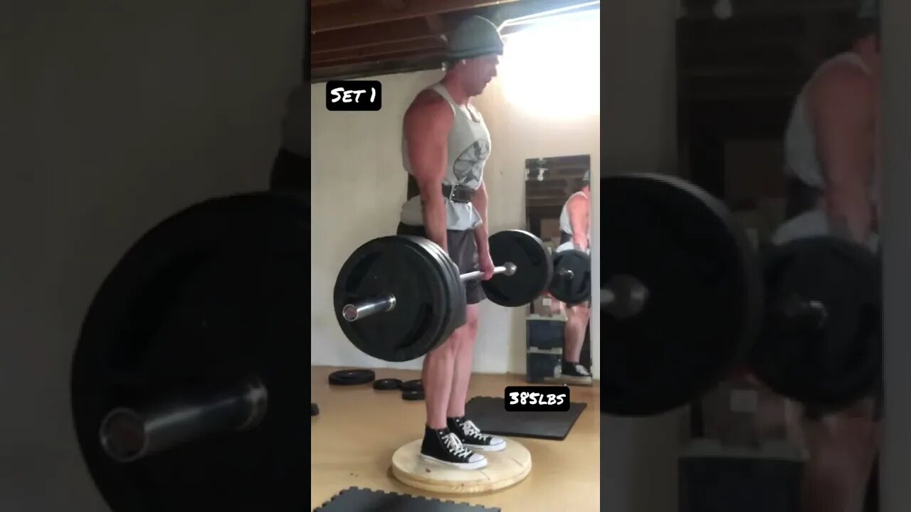 Improving deadlift back rounding #shorts