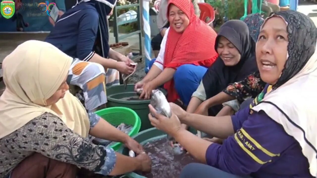 HARI BEMASAK DI DESA NENDAGUNG TRADISI HAJATAN PERSEDEKAHAN JEME KITE PAGAR ALAM SUMATERA SELATAN