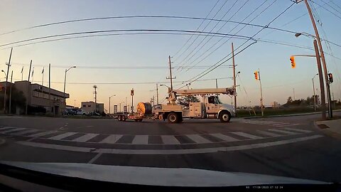 Bad Turn By Truck Driver