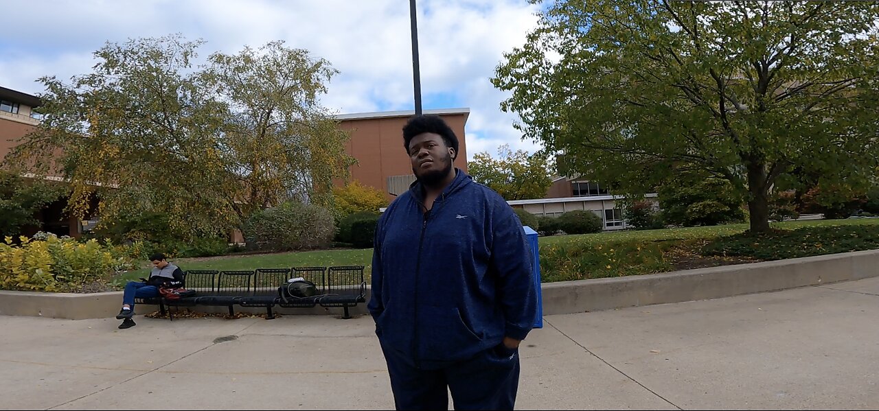 UW Milwaukee: A Quiet Day of Preaching, Encouraging A Brand New Born Again Christian, One Student Is Convicted To Start Open Air Preaching & I Pray For Him