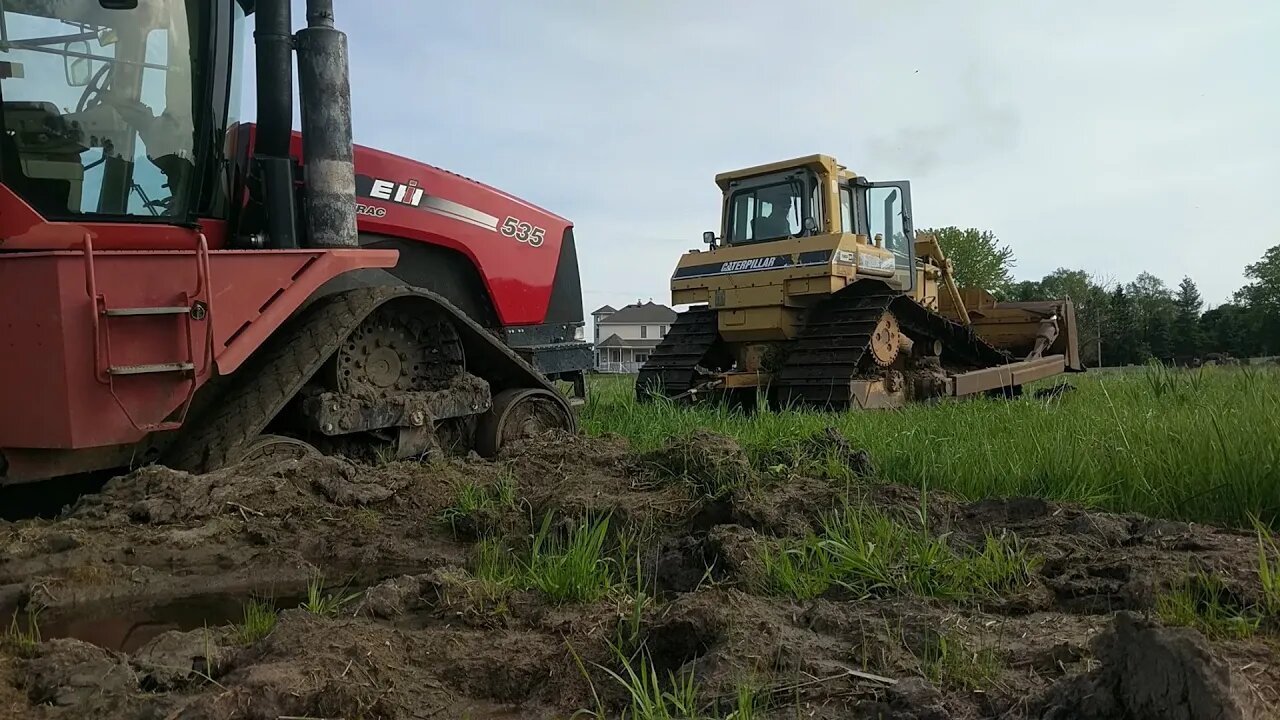 Dozer Saves QUADTRAC Buried w/ 22 yd. Scraper 🙀