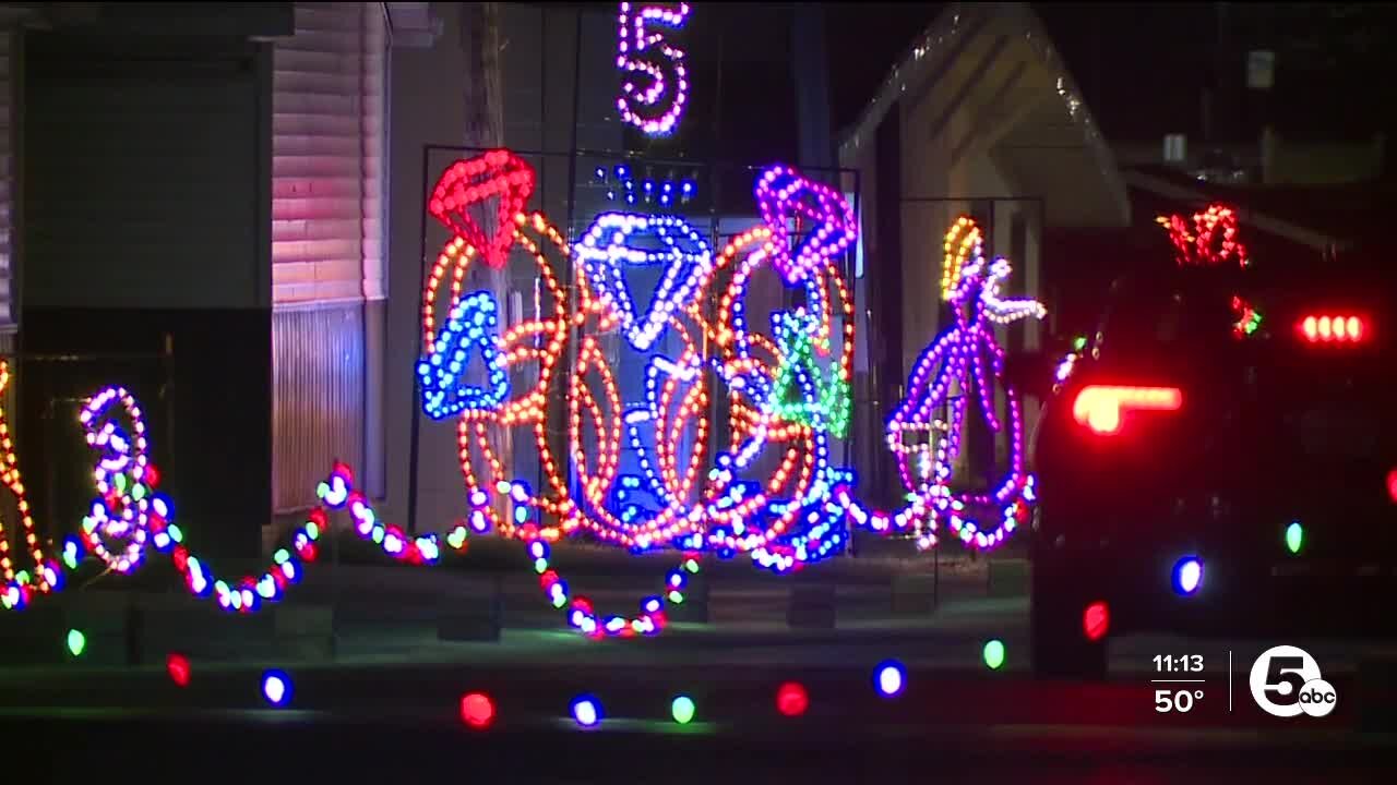 Magic of Lights helps eager families enjoy holly jolly fun on Thanksgiving