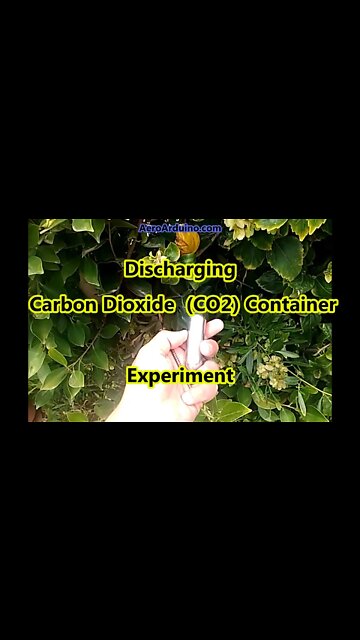 Carbon Dioxide CO2 Discharging in the water Experiment What Will Happen